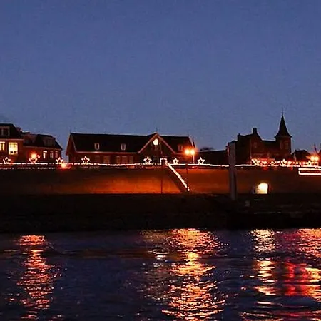 Ferienhaus Woonark De Bijland *